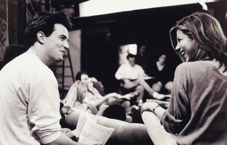 25张活久未见的照片，7岁的C罗、8岁的王妃、小李子用啥泡酒？