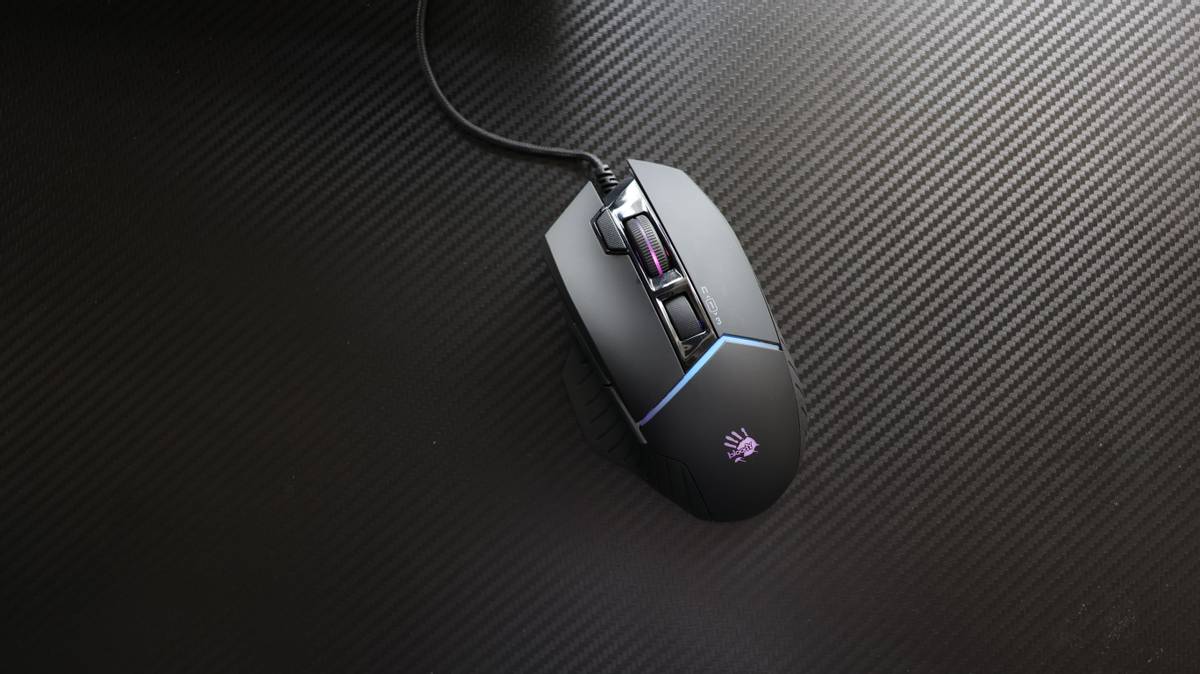 血手幽灵鼠标v8max测评,血手幽灵w95max