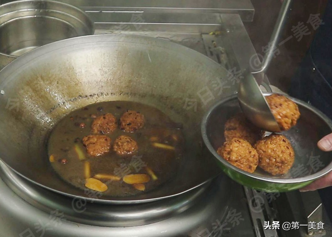 年夜饭必备8道硬菜青菜,年夜饭准备4道硬菜真省劲