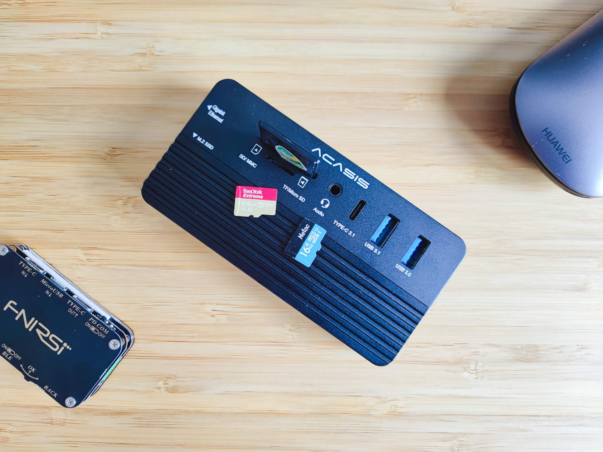 2023年固态硬盘盒m.2扩展坞推荐,带扩展坞笔记本电脑推荐