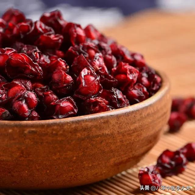 一见凉气白痰就多,一见凉气咳嗽有痰怎么回事