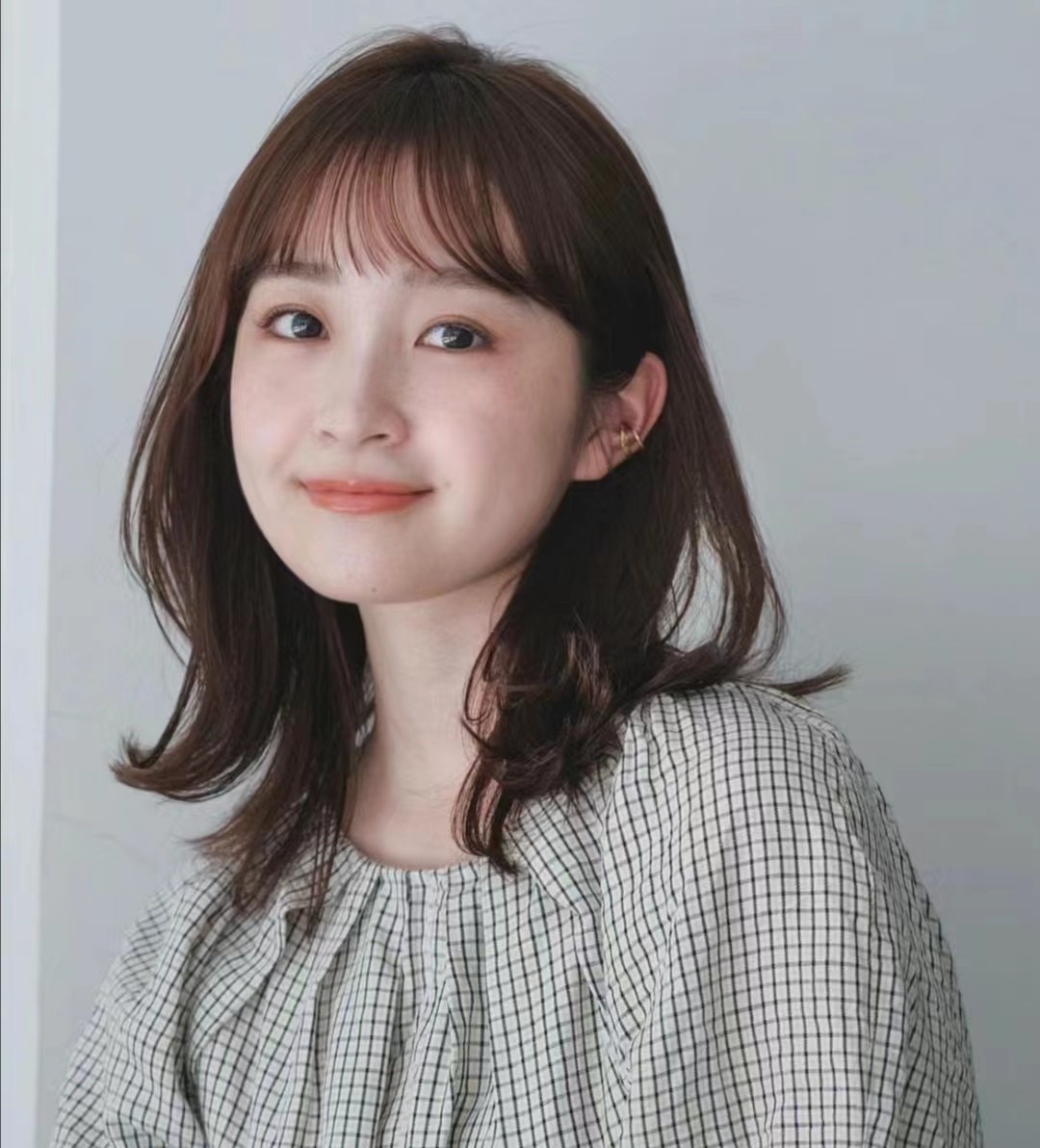 2018年最潮的几款中长发发型,今年最流行的一款发型中长发