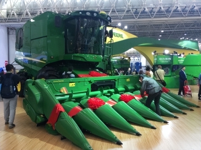 农机展联合收割机,农机联合收割机展会2020