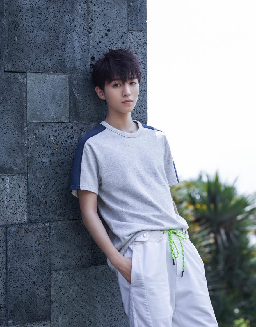 校草脸男星图鉴,男校草图片帅气