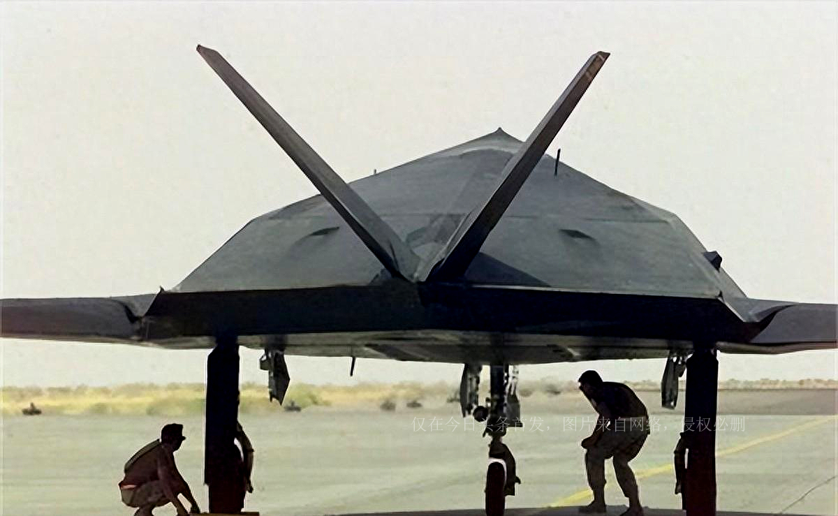 美国六次挖弗·佩赫被拒，买了整个工厂，因为他造出反隐身雷达！