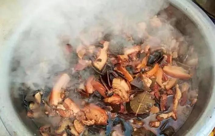 随礼200元的农村大席，跟我想的不太一样，大家看看值不值