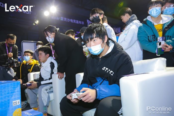 2021雷克沙电竞嘉年华蜀山之下,lexar雷克沙直播间