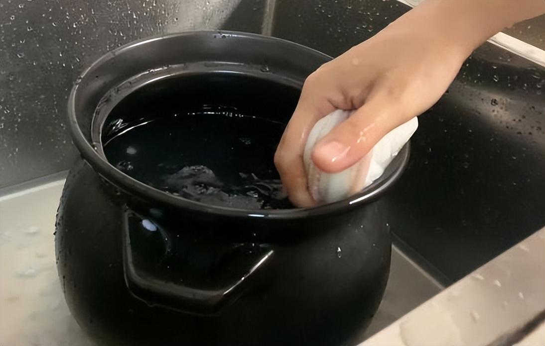 砂锅正确方式怎么开锅才不会开裂,砂锅用面开锅好还是米开锅好