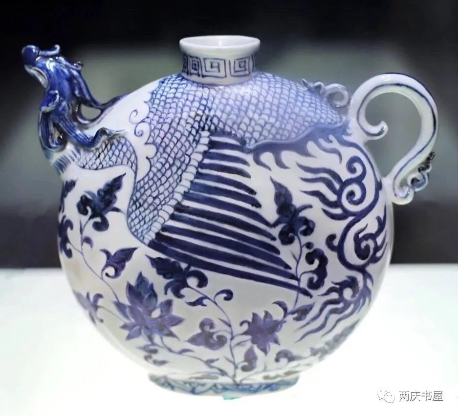 意大利藏元青花凤首梅瓶,大英博物馆元青花葡萄纹玉壶春瓶