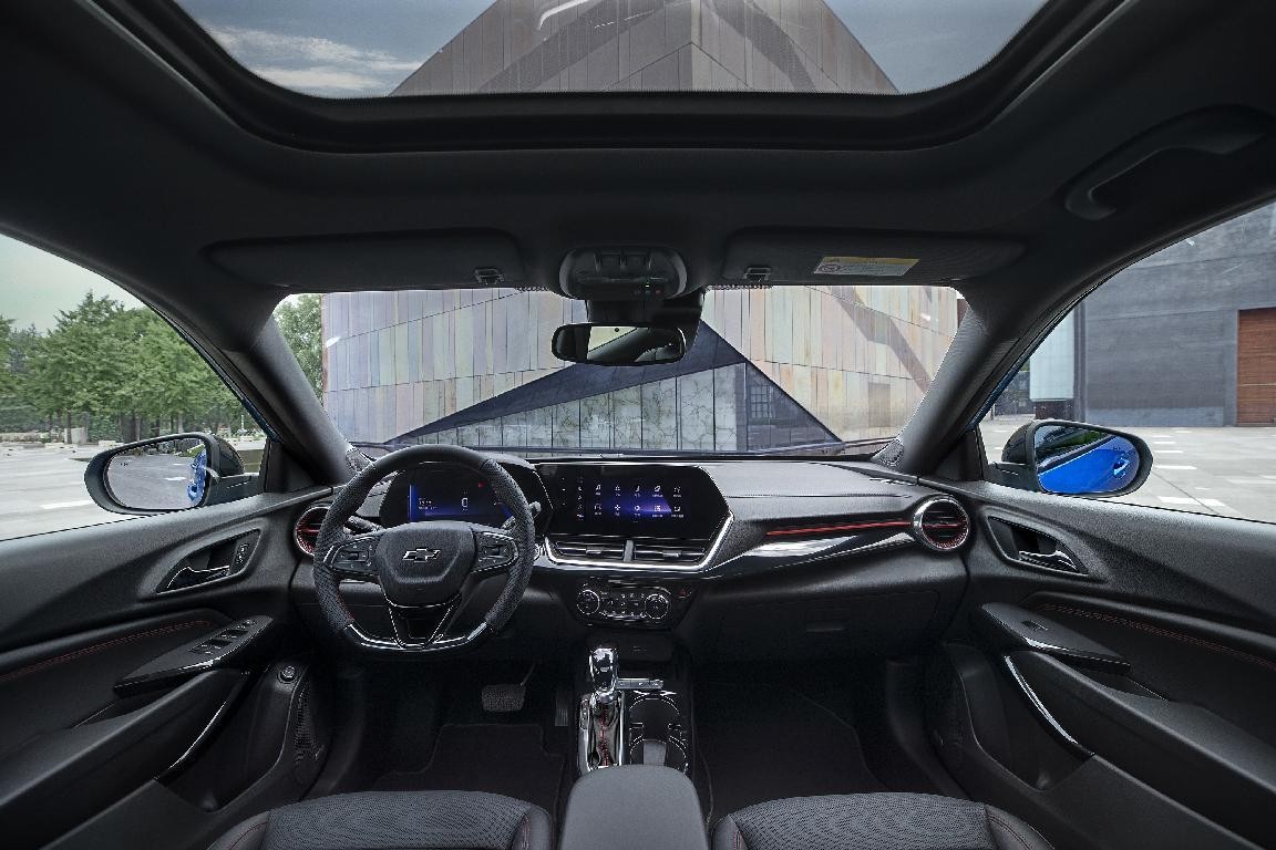 小黄蜂星迈罗油耗,suv版大黄蜂雪佛兰科迈罗正式上市