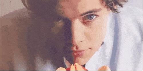 为什么有些人汗味特别重,有的人汗味很重有的人没有汗味