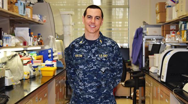 绝处逢生！女科学家用边缘疗法救绝症丈夫，9个月改写人类抗菌史