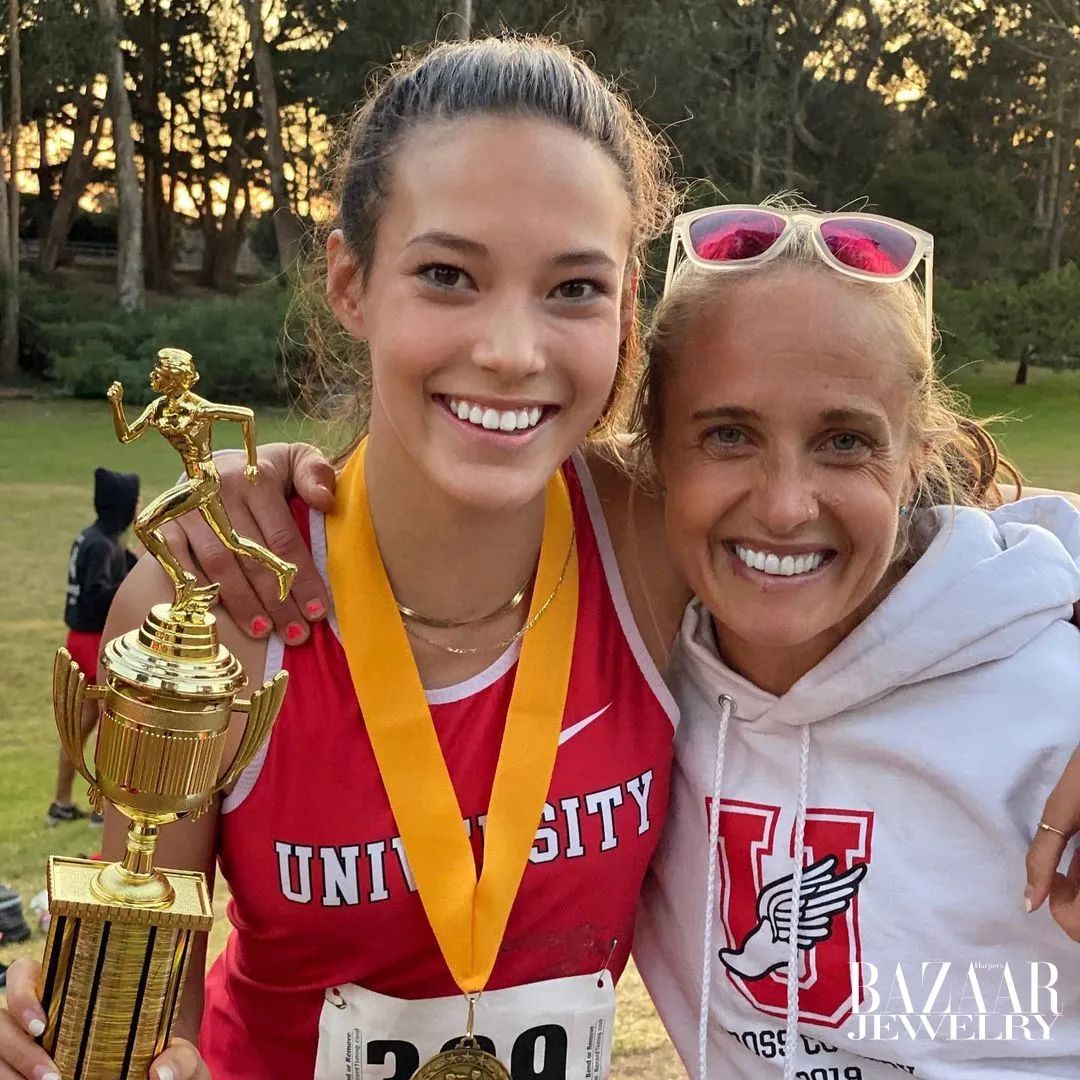 谷爱凌戴的蛇骨链什么牌子,谷爱凌同款项链蛇骨链寓意