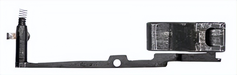 自杀都费劲的枪！日本手枪界的卧龙凤雏，南部十四式和他的兄弟