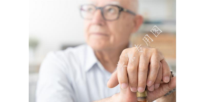 我和老公回老家养老,女儿打6个电话阻止,你才56就养老,我怎么办？