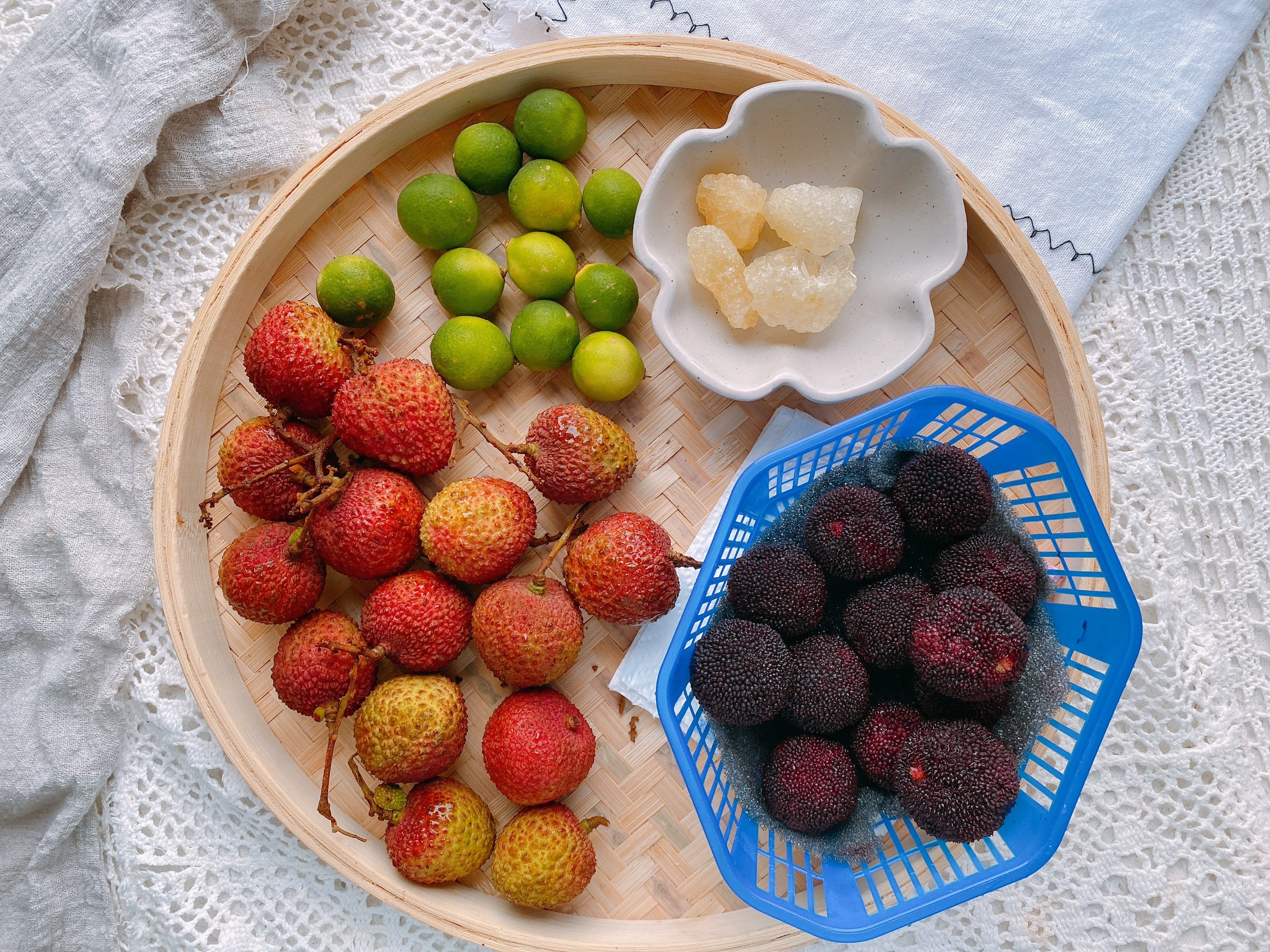推荐一款夏日水果茶酸酸甜甜,适合夏天喝的解暑果肉茶