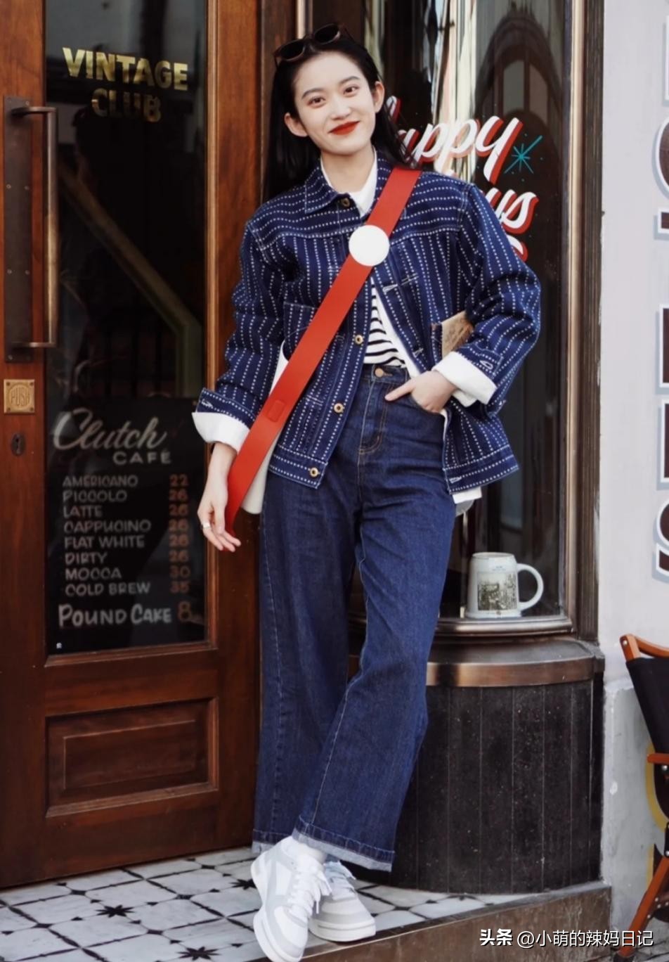 别再穿运动鞋、马丁靴了，今秋流行“滑板鞋”，时髦显瘦还不累脚