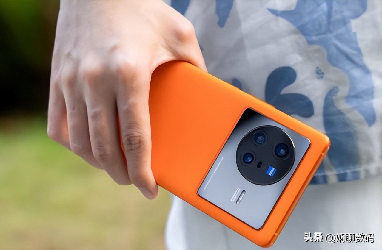 vivo推出天玑9000手机拥有旗舰性能,vivo全球首发天玑9200