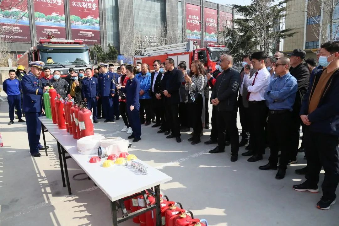 315教你如何识别真假消防产品 (315蓝朋友教你辨别消防产品)