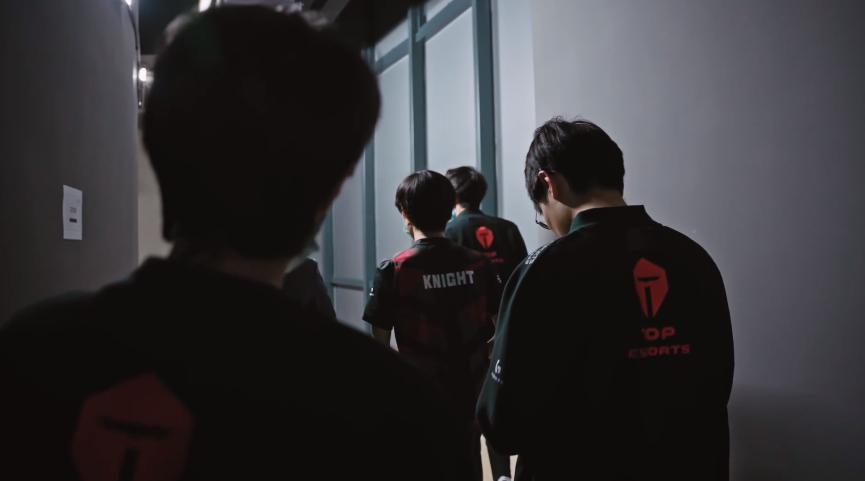 zz1tai姿态和水晶哥活动,zz1tai姿态和水晶哥搞笑视频