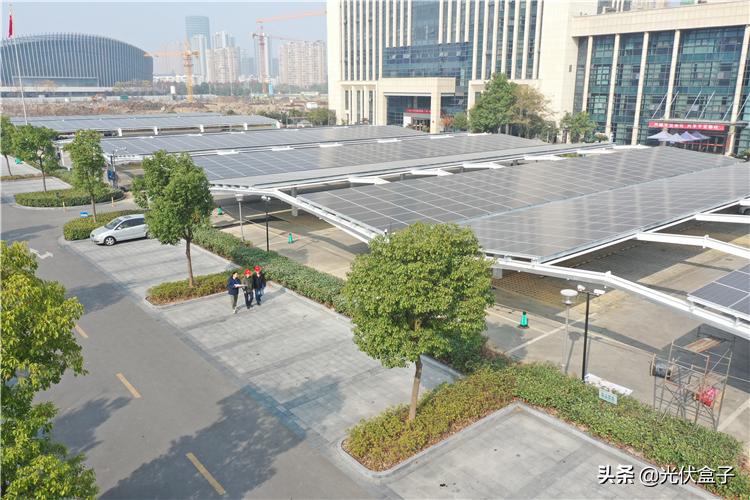 2024年建集中光伏前景,近期建设光伏项目大全2022年