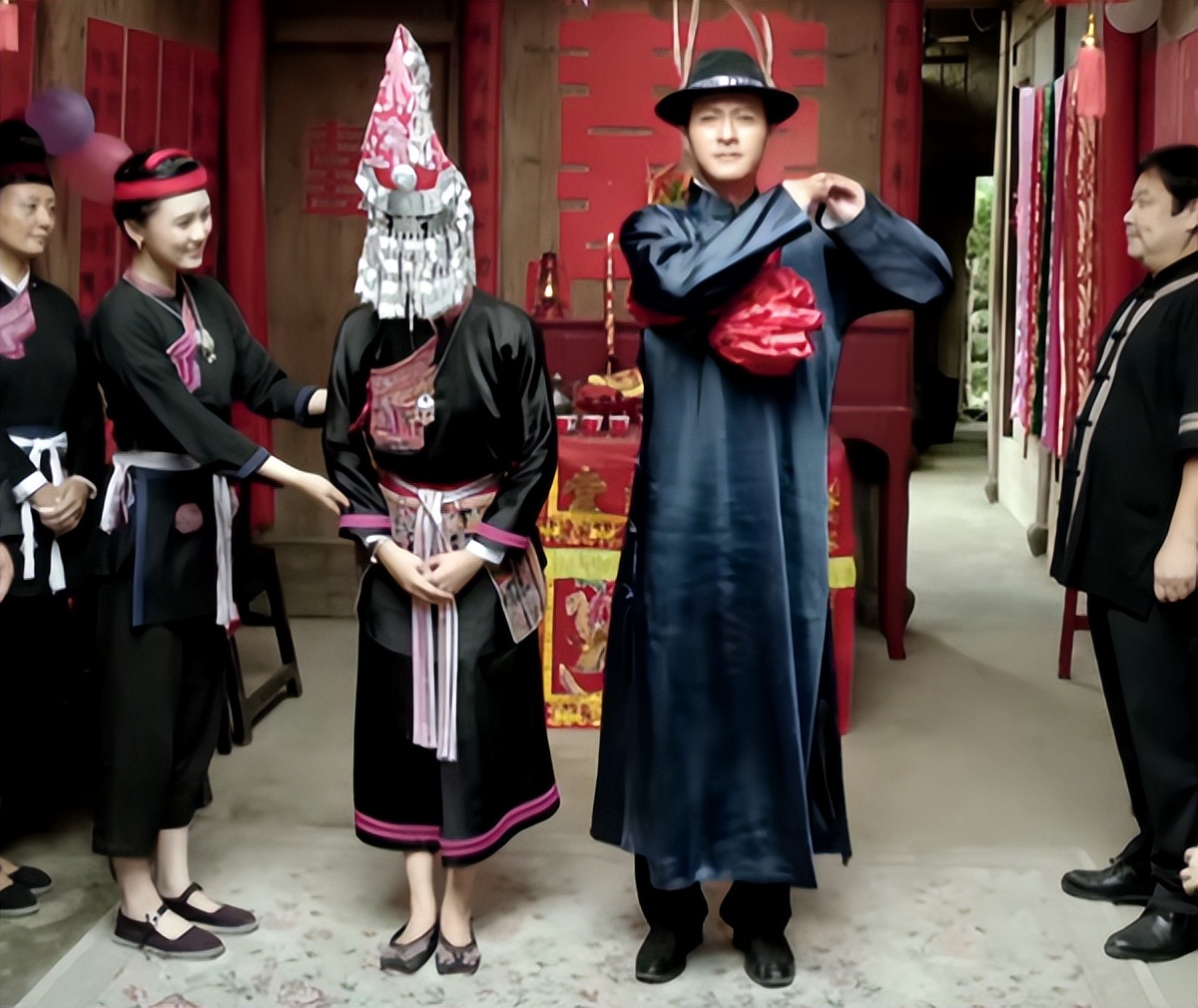 福安畲族婚礼拜堂,畲族女方不拜堂