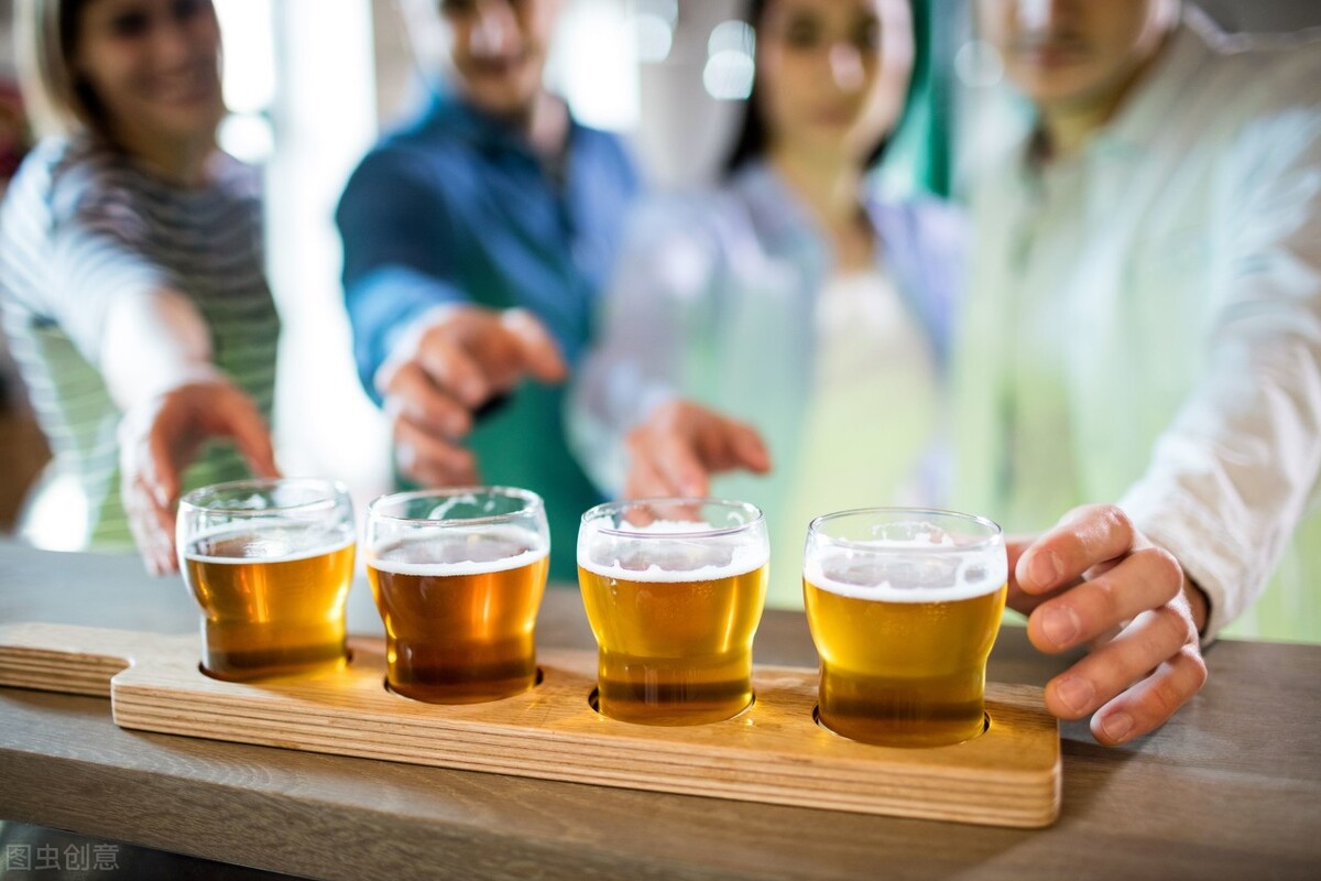 仓鼠喝酒比人喝酒量还要高,仓鼠能喝的酒是什么酒型