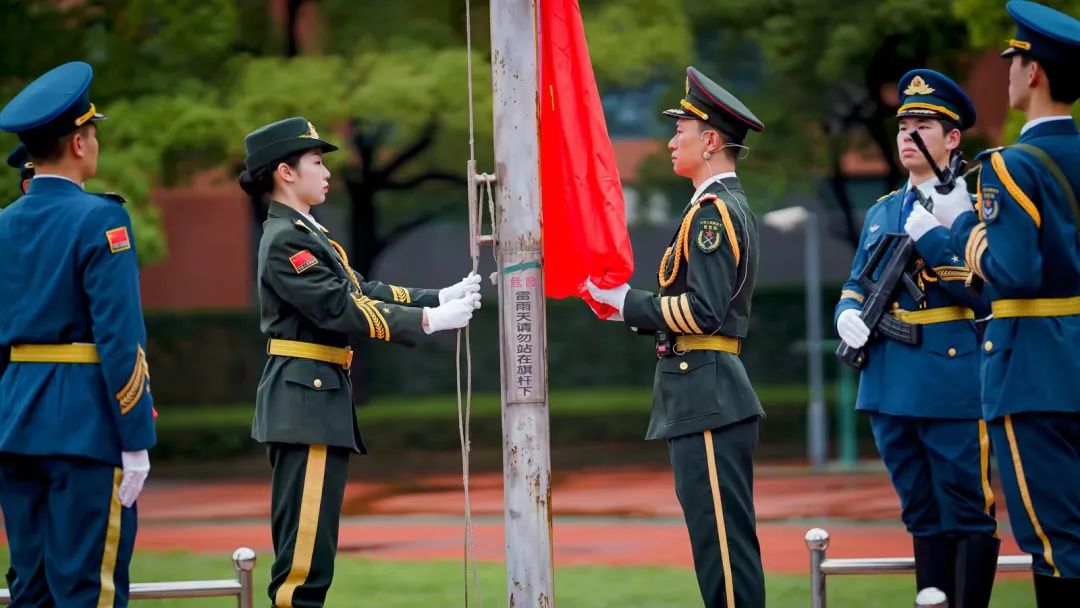 徐汇的“戎耀们”，归来仍是“最可爱的人”