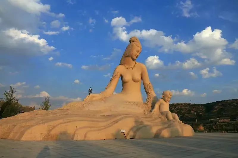 华山附近免费游玩,潼关有到华山的一日游吗