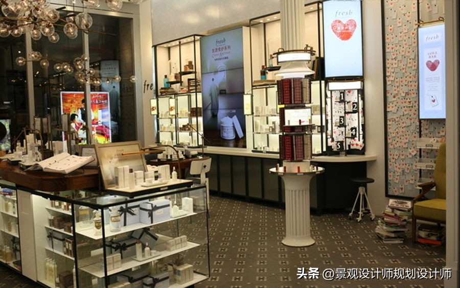 化妆品店小黑板设计,化妆品店设计案例分享