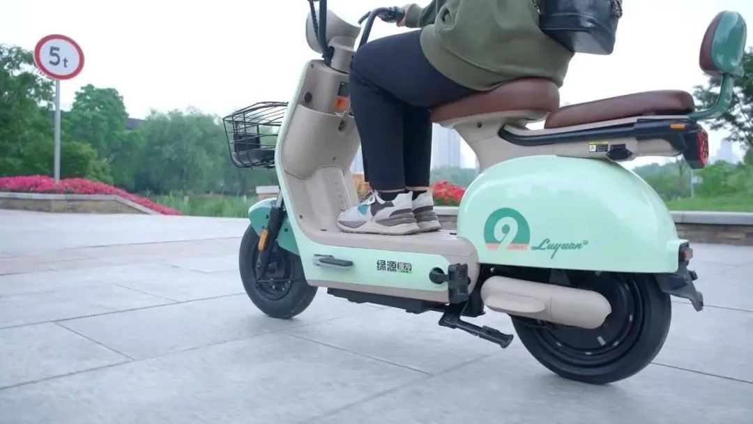 绿源cola9到底是48V还是60V,绿源cola5有哪些功能