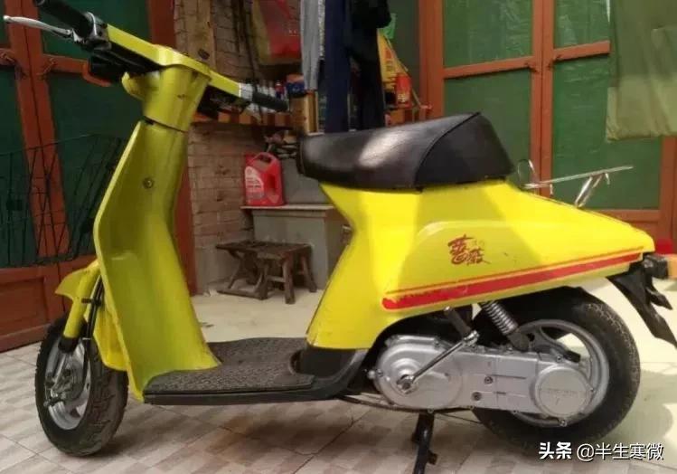 复古150踏板摩托车最强推荐,轻骑木兰踏板125图片