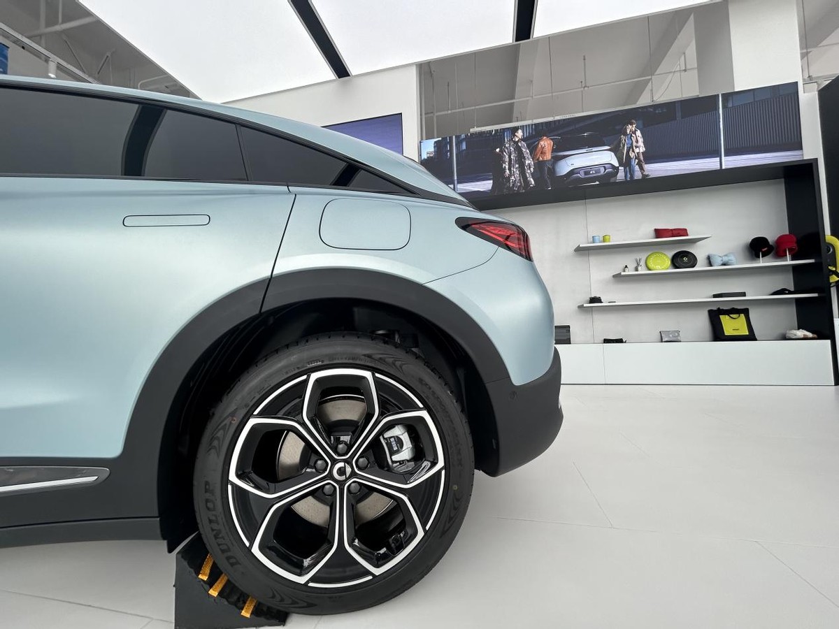 智电世界蔚蓝中心团购,smart精灵3成都4s店