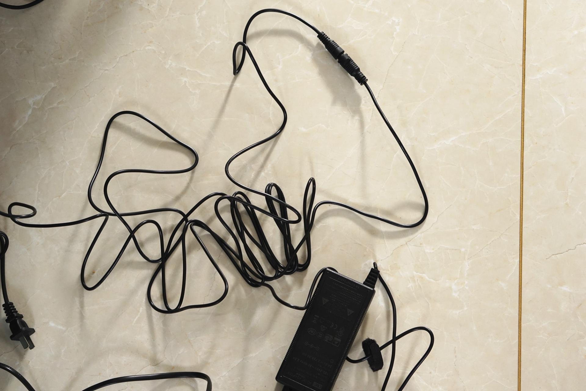 擦窗机器人哪个最好用,擦窗机器人到底擦得干不干净