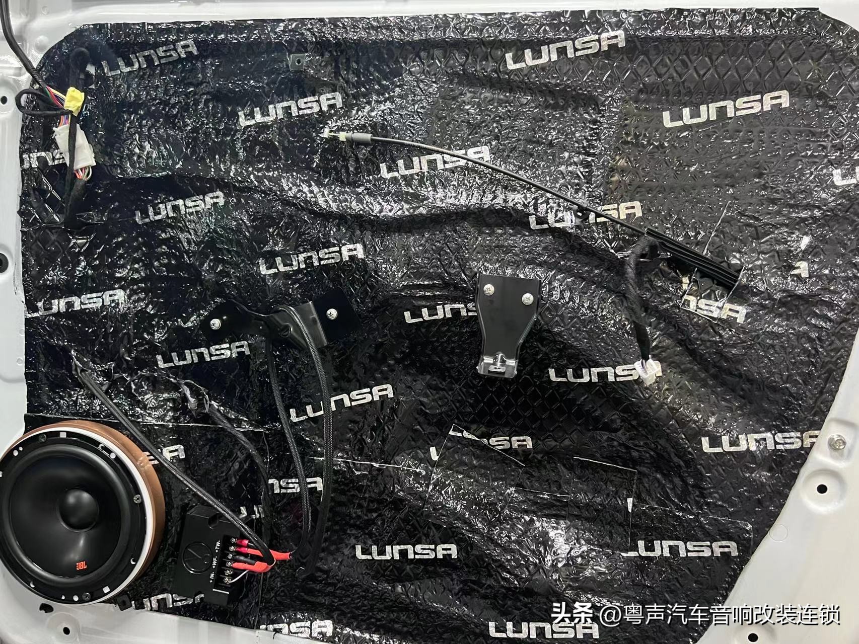 威马汽车ex5喇叭,威马ex5功放