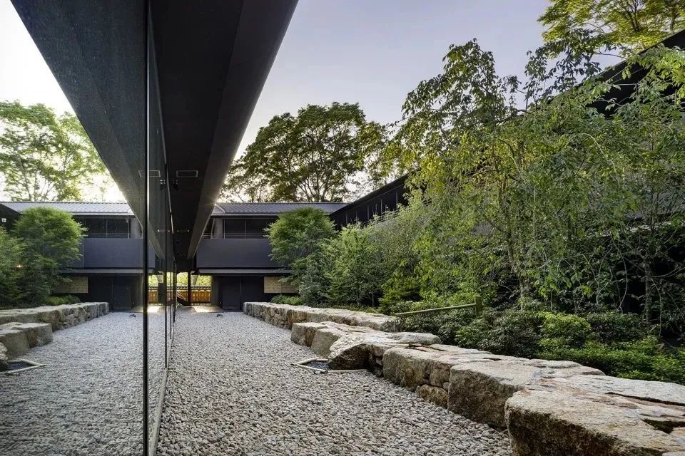 去日本旅游订酒店好还是民宿好,日本旅游选酒店小技巧