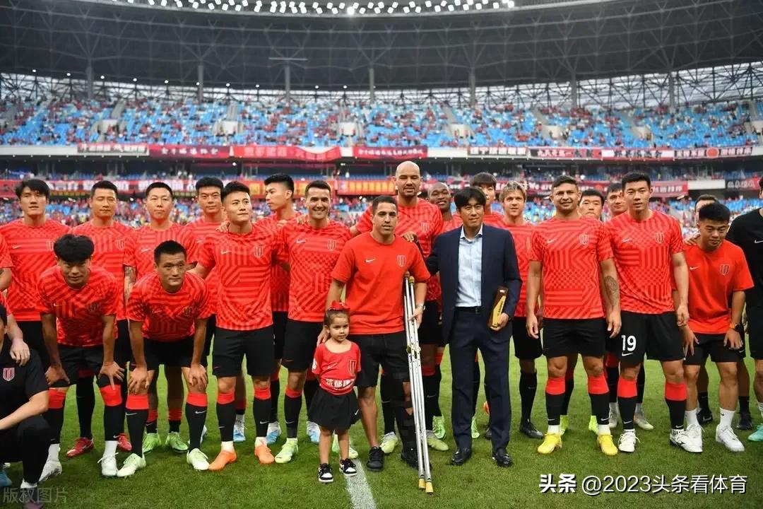 有情有义有蓉城！罗慕洛赛季报销，徐正源未雨绸缪，全力争冠！