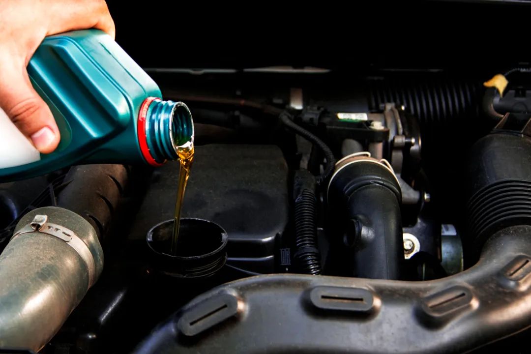 你知道5000公里换机油，骗了多少不懂车的朋友