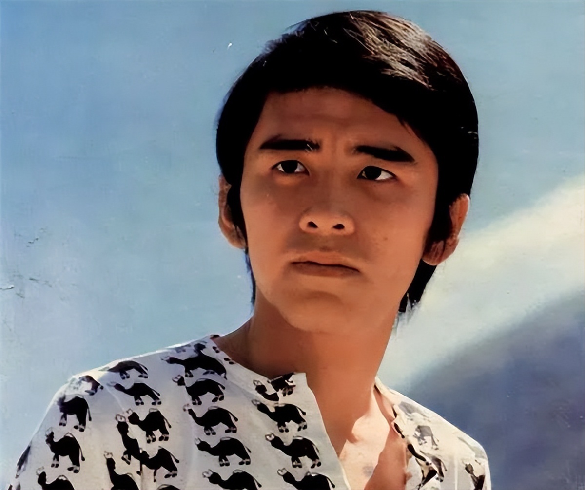 谢霆锋陈冠希骨相,陈冠希谢霆锋40岁对比