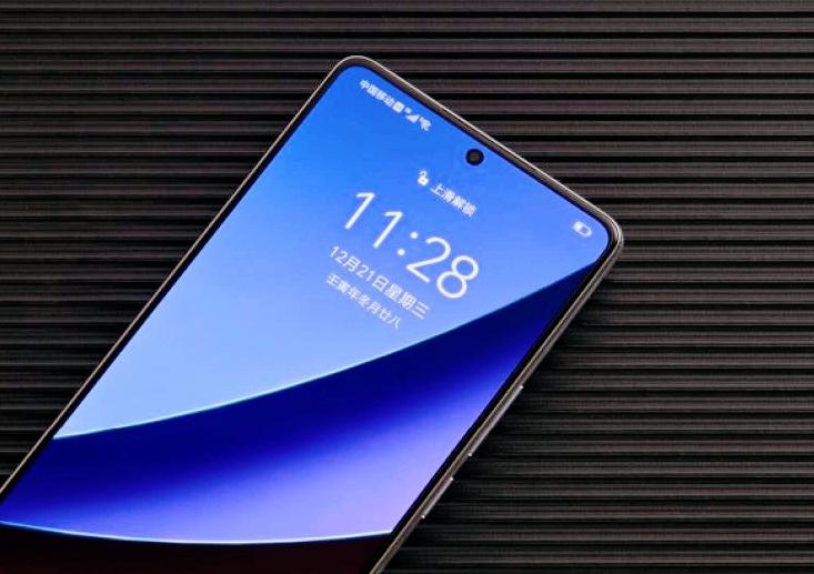 荣耀骁龙8+高性能手机，上市两个月突降644元，12GB+256GB+IMX800