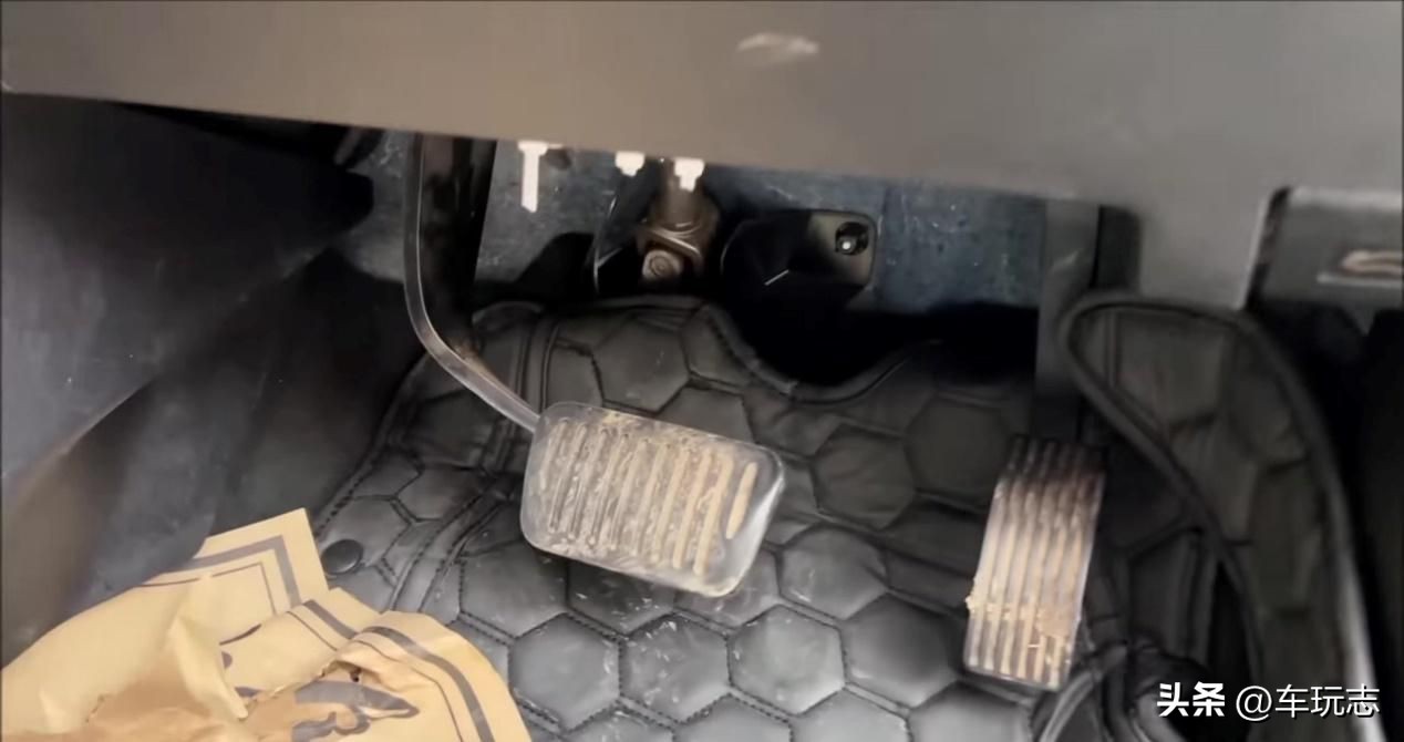 e6比亚迪新能源汽车,纯电动比亚迪e6不容忽视的亮点