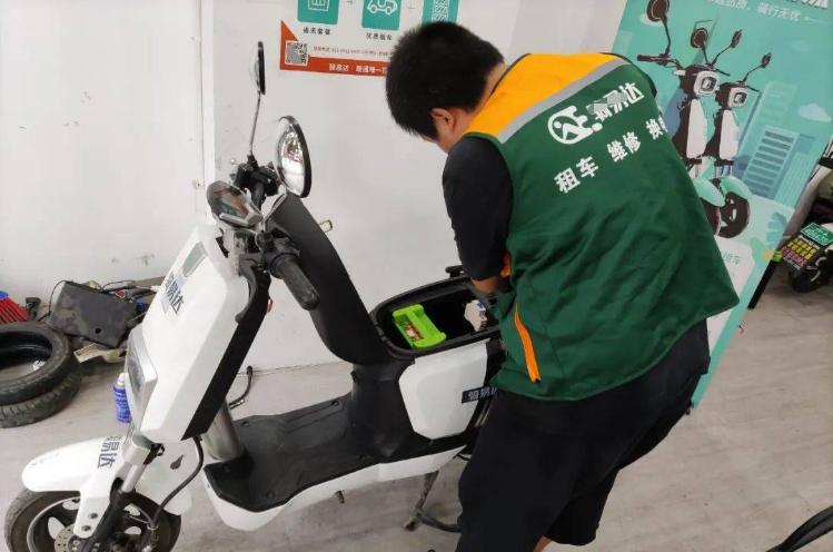 电动车整车和裸车哪个合适,电动车简易款好还是豪华款好