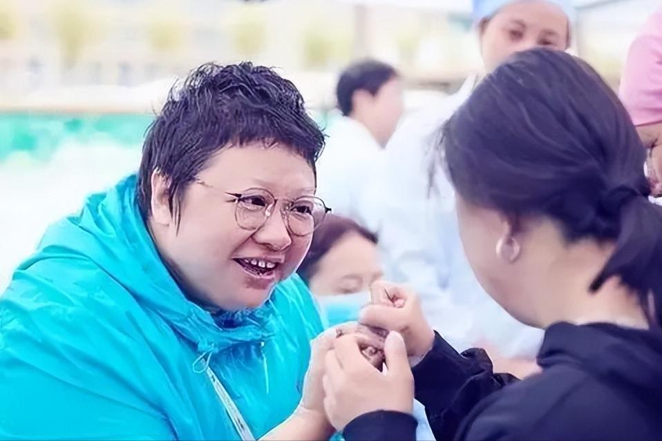 韩红慈善基金会举报后调查结果,韩红被举报捐款名单