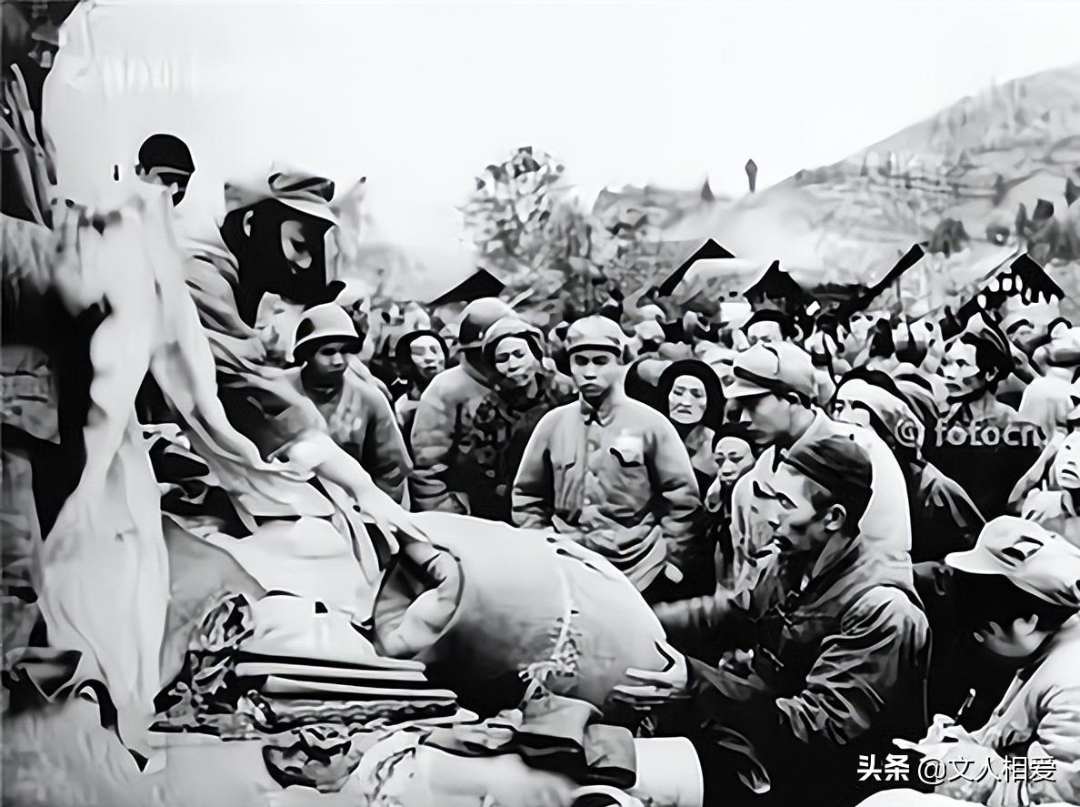 1950年匪首用小妾诱惑县领导做内奸里应外合，攻下县城，残害干部