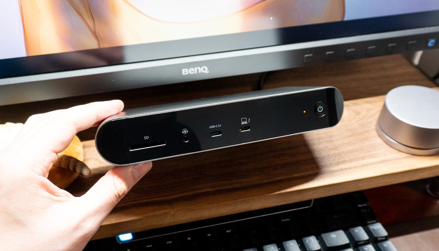 一个视频初学者的设备都有啥？2K显示器+存储工具+拓展坞+SD卡