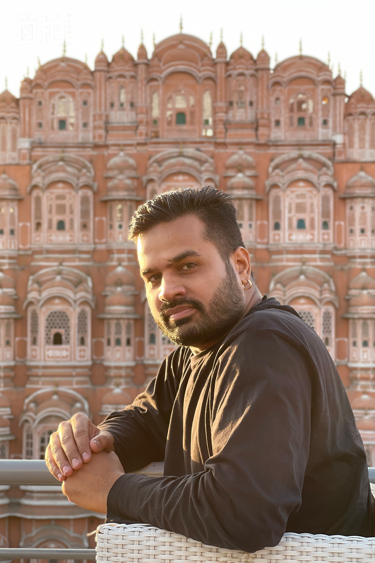 我，印度人，12岁被拉去结婚，16岁打工，靠会中文支撑起全家生活