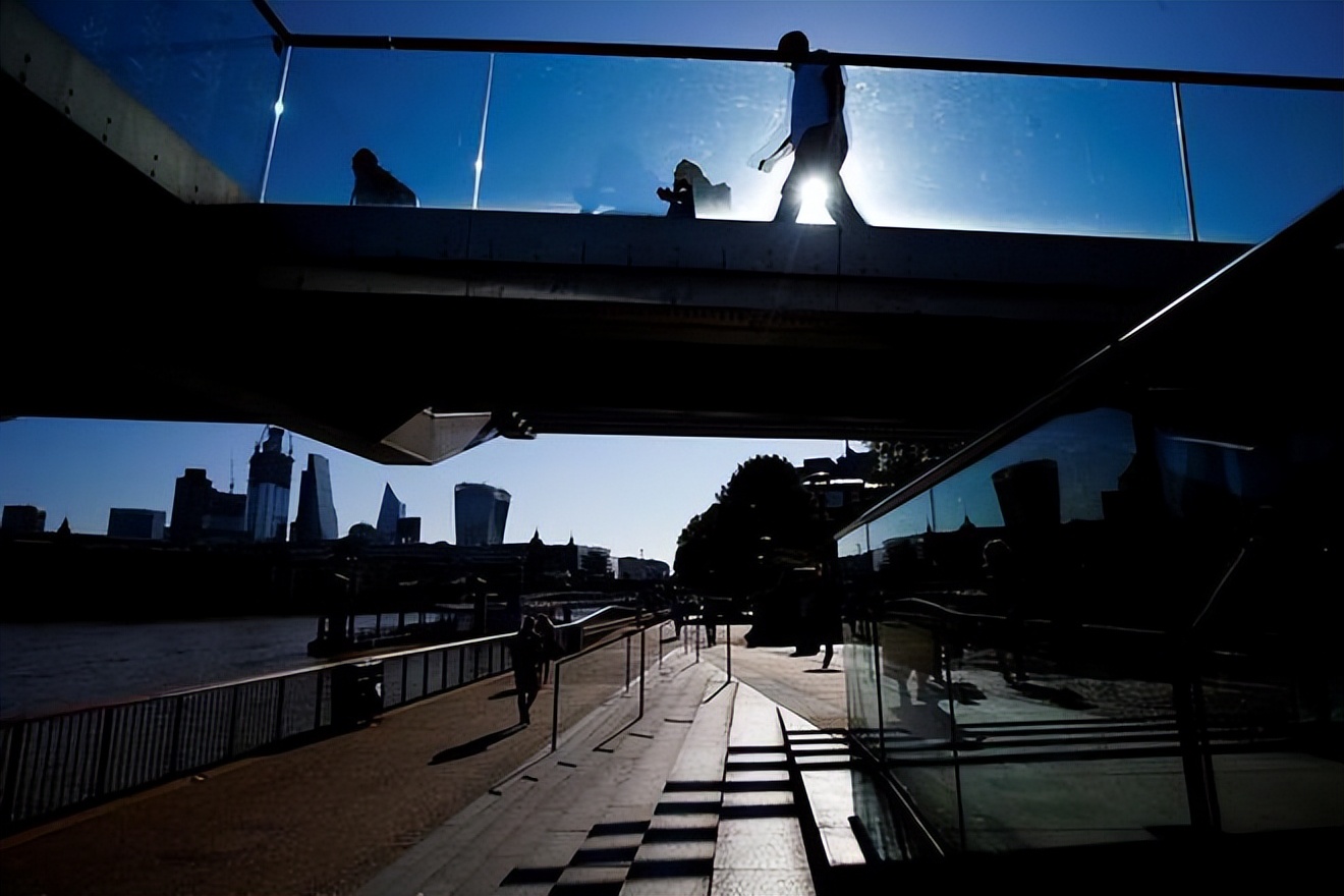 英国建筑着火,英国建筑起火