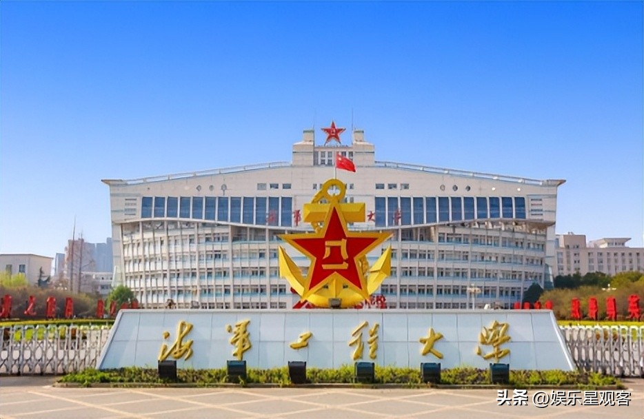 足球回忆录贺炜,足球诗人贺炜励志视频