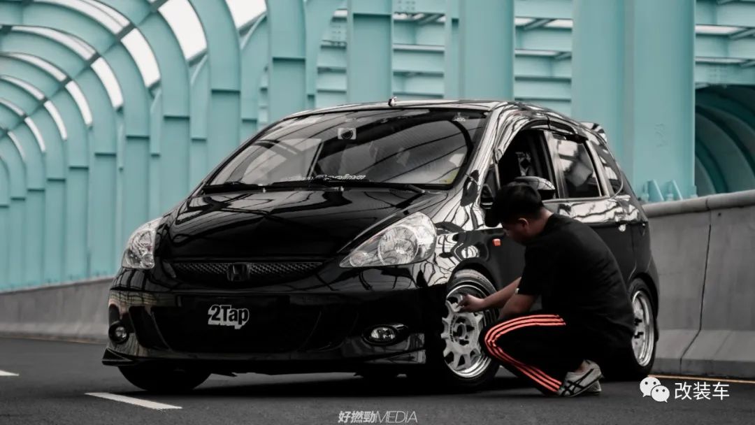 新款本田飞度第三代,本田飞度潮跑版pk思域