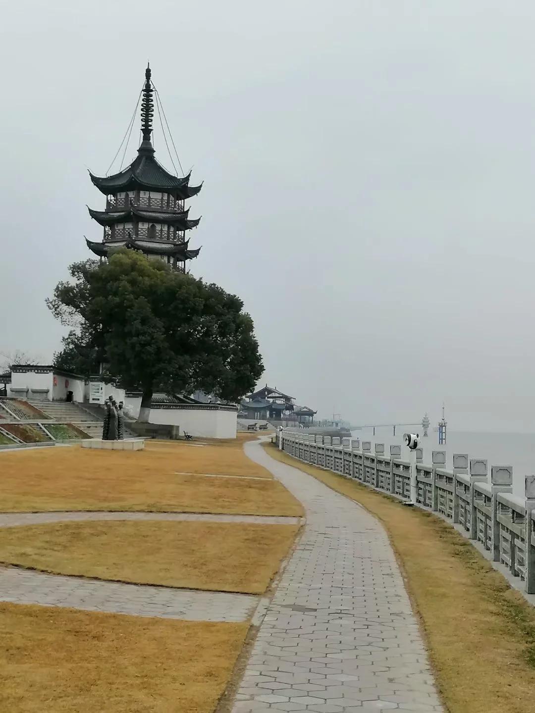 钱塘江潮汛故事,钱塘江神秘事件真实原因